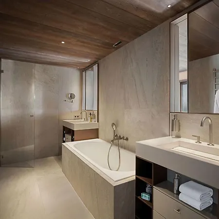 De Luxe A 1850 Avec Et Navette - Fr-1-830-14 Courchevel